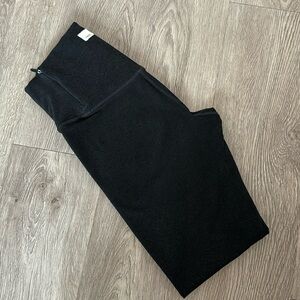 Vuori clean Elevation leggings, size XS, color black heather